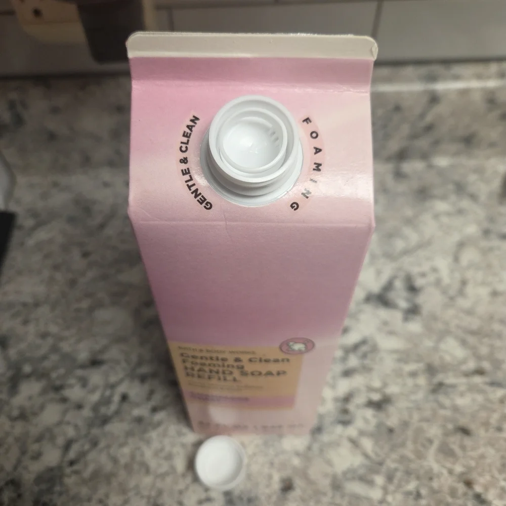 Bath & Body Works gentle foaming